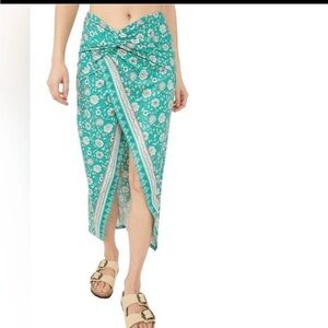 FREE PEOPLE Green Floral Sarong size Large